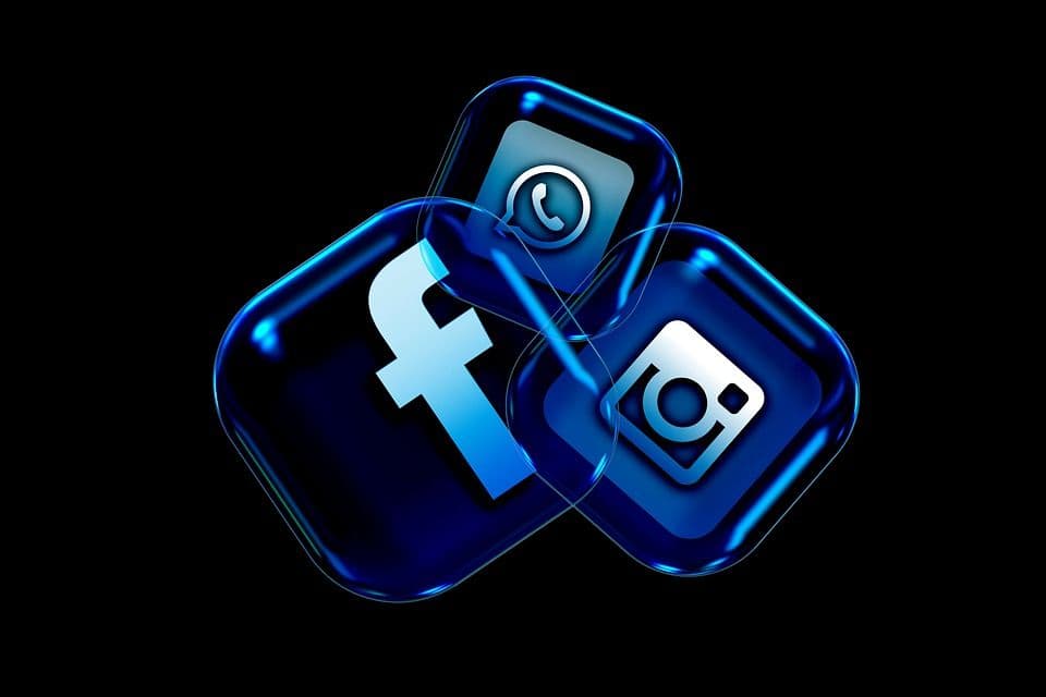 Cover Image for Publier sur Facebook et Instagram en même temps - Guide