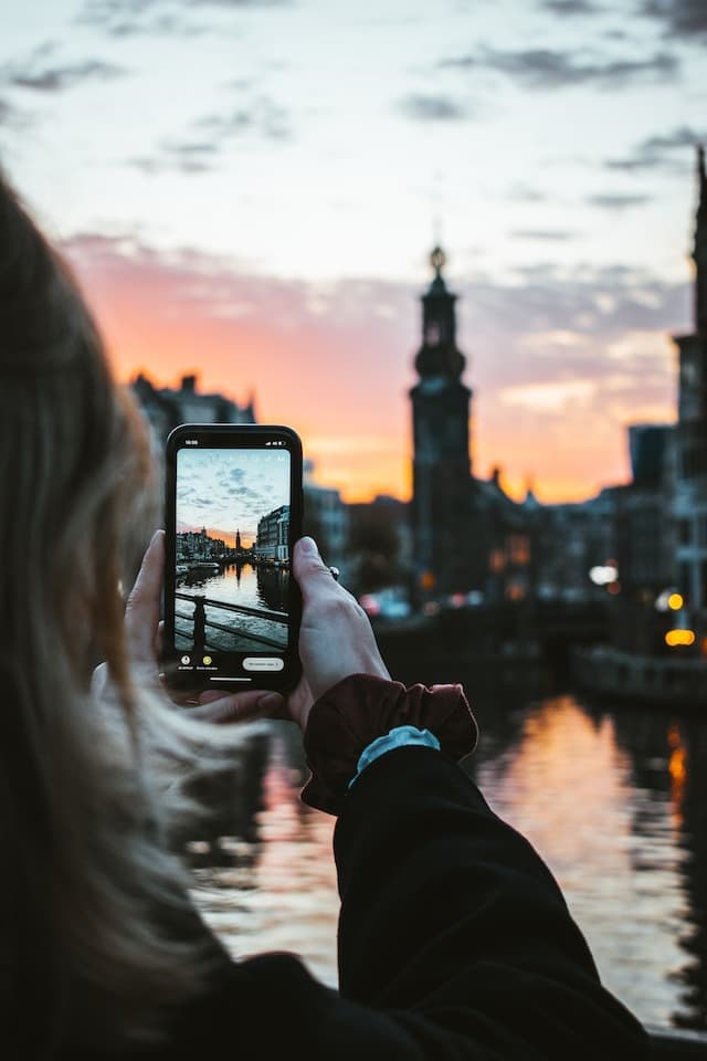 mentionner un compte en commentaire instagram
